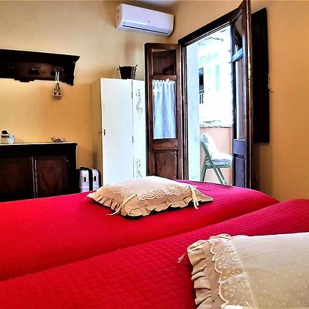 Casa Vacanza La Posadina Baunei Ngoại thất bức ảnh