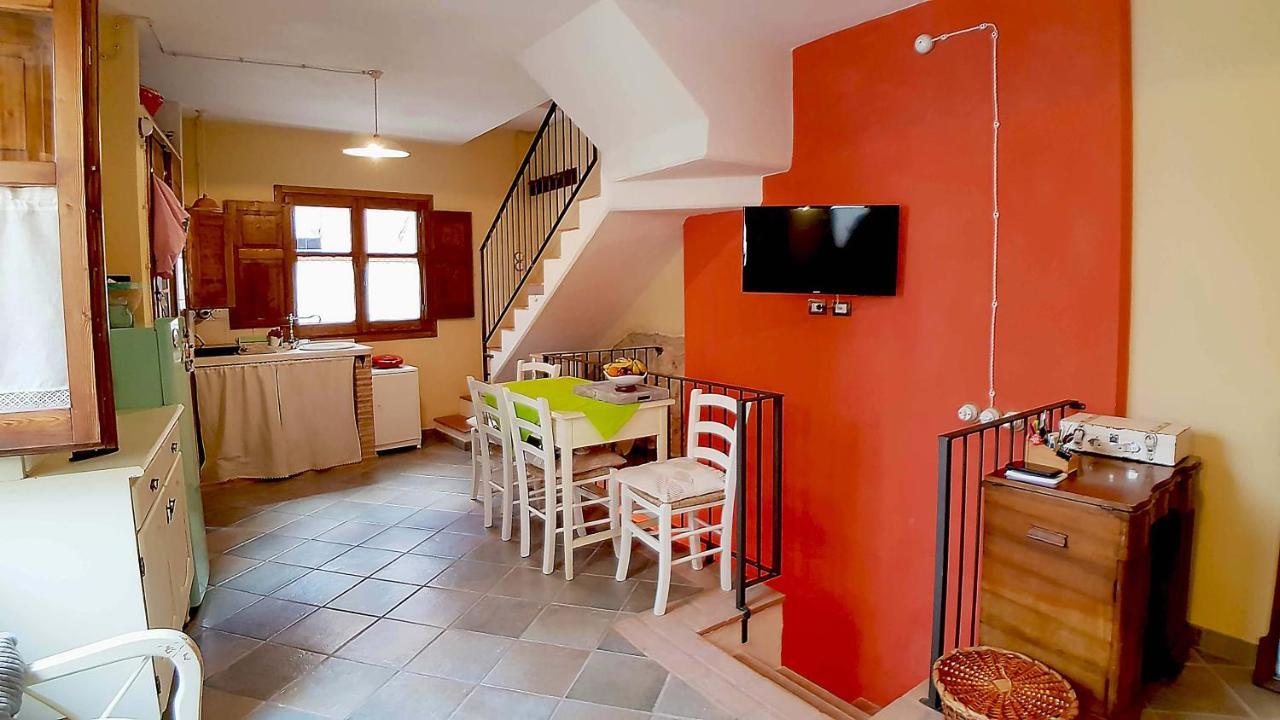 Casa Vacanza La Posadina Baunei Ngoại thất bức ảnh